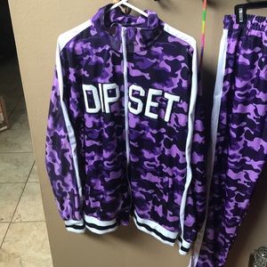 Dipset track suit.